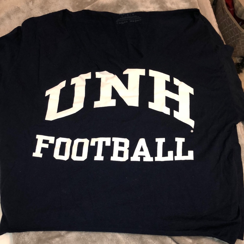 UNH football t-shirt